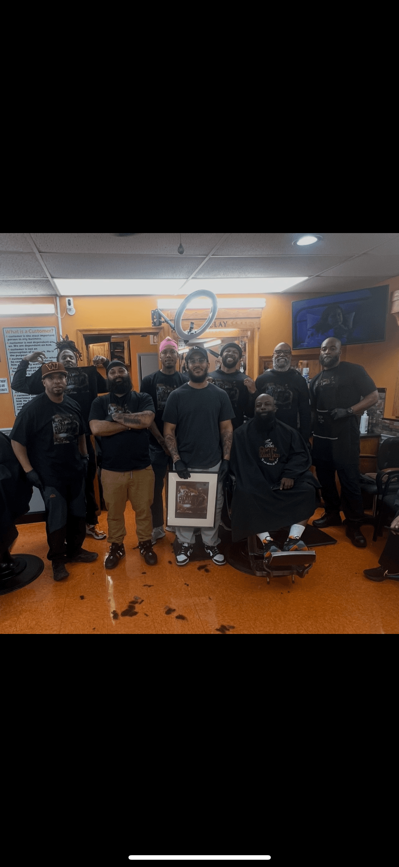 Ron's Cut Masters family lifestyle photo